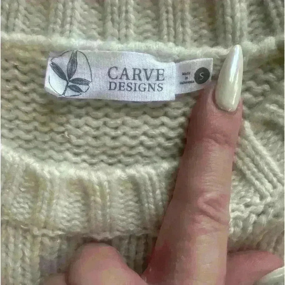 Carve Designs Ombre Sweater Size S - Picture 3 of 3